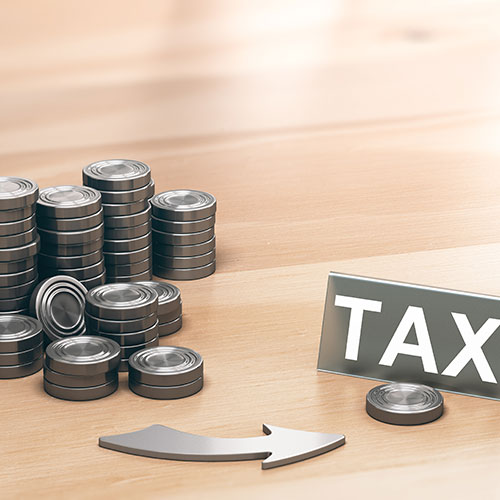 Navigating the Complex World of Taxes: Tips from Financial Experts